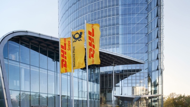 Aus Deutsche Post DHL Group wird DHL Group - Der Konzernnamen wird zum 1. Juli 2023 in DHL Group geändert - Quelle: DHL